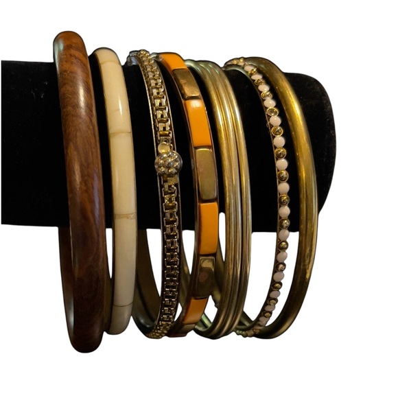 ✨9 Vintage Gold-Tone Mixed Media Bangle Bracelets✨ - Picture 7 of 8